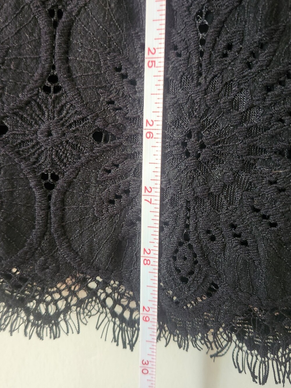 Banana Republic Black Lace Midi Pencil Skirt Sz 2 - Picture 7 of 9
